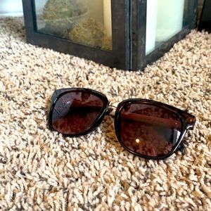 Fossil sun glasses